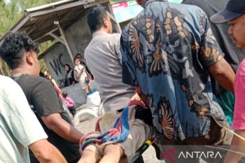 Tiga pelajar terseret gelombang di Cianjur, satu ditemukan meninggal