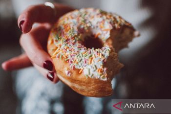 6 bahan "red flag" yang tersembunyi dalam camilan favorit