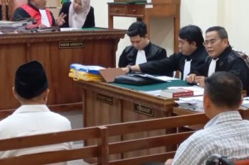 Penasihat hukum kasus lahan Kemenag sebut JPU salah terapkan hukum