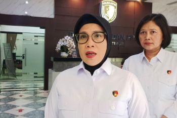 Polda Jatim limpahkan tersangka oknum lora Bangkalan ke kejaksaan