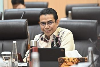 Kejar Potensi Wisatawan dan Pelaku Industri ASEAN, Hendry Munief Dorong Percepatan Ro-Ro Dumai-Melaka
