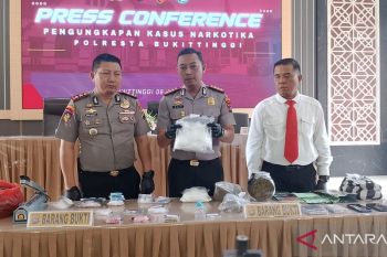 Polresta Bukittinggi ungkap kasus peredaran narkotika miliaran rupiah