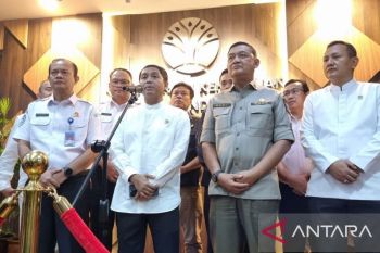 Preventing fires, govt urges corporations to avoid land clearing