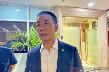 Komisi XI ungkap wacana penghapusan pungutan OJK lewat revisi UU P2SK