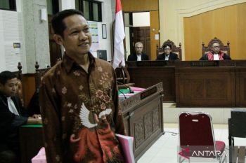 Mantan Kepala UPTD Gili Tramena dituntut 18 bulan penjara