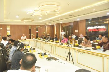 Temui warga Pagerejo, Wamensos Agus Jabo Priyono dukung usulan Sultan HB II Pahlawan Nasional