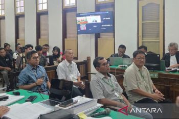 Anggota DPR RI Lokot Nasution beri kesaksian di sidang dugaan korupsi DJKA