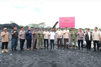 Bupati Murung Raya hadiri penyitaan aset PT AKT oleh Kejagung