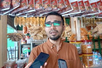 Pedagang pasar akui sistem QRIS permudah transaksi jual beli