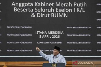 Politik kemarin, Prabowo gelar taklimat hingga pengadaan motor SPPG