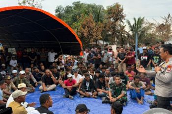 Warga Banemo dan Sibenpopo sepakat berdamai usai bentrokan