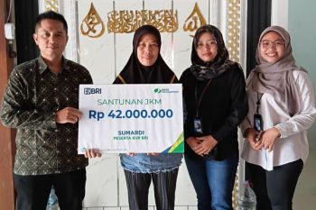 Debitur KUR mikro di Kabupaten Pati memperoleh santunan kematian