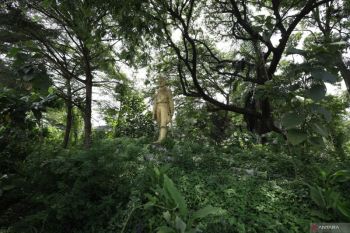 Alun alun Kota Kediri mangkrak