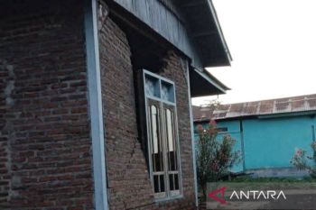 BNPB pastikan 15 luka dan 100 warga Flotim NTT dievakuasi karena gempa