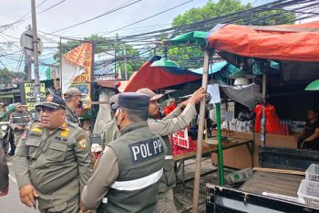 DKI kemarin, kendala pasokan listrik hingga penertiban PKL