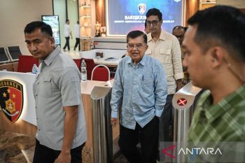 JK datangi Bareskrim Polri laporkan dugaan pencemaran nama baik