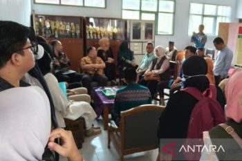 Satgas MBG Cianjur menyidak SPPG terkait video viral menu MBG tak layak