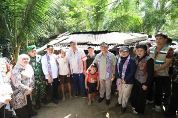 Indonesia targets 15,000 homes for renovation in border, remote areas