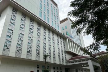 Indonesia's Health Ministry reviews near baby mix-up in Bandung