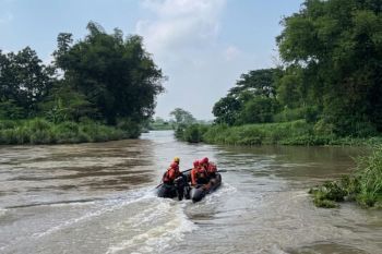 SAR gabungan sisir Sungai Brantas cari perempuan hilang di Tulungagung