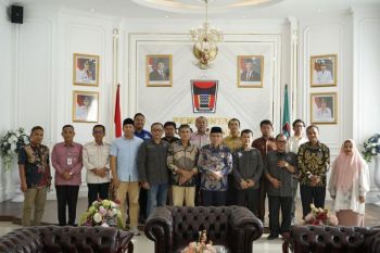 Bahas rencana KKN Mahasiswa, Wawako Maigus Nasir sambut LPPM UIN Imam Bonjol