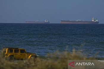 Iran batasi 12 kapal per hari di Selat Hormuz, biaya 2 juta dolar AS