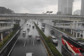 Sabtu, Jakarta diprediksi hujan ringan pada pagi dan siang hari