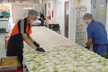 Undip menyediakan Rp6 miliar per tahun untuk makan siang gratis