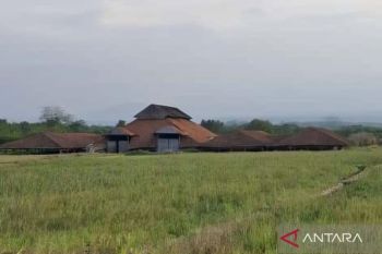 Pemkab Bekasi ajak perajin batu bata tangkap peluang usaha baru proyek Gentengisasi