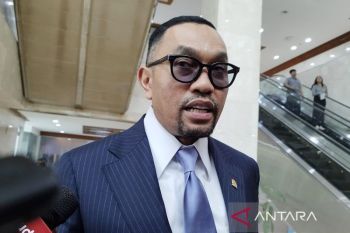Hukum kemarin, Sahroni diperas oknum KPK hingga penyerahan uang negara