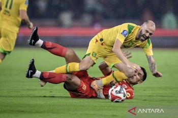 Dwigol Eksel bantu Persija hancurkan Persebaya tiga gol tanpa balas