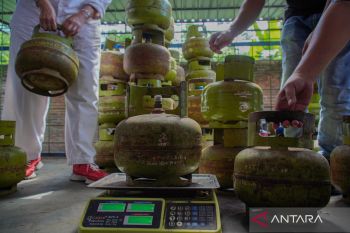 Indonesia pushes CNG as cheaper LPG alternative