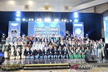 Sekjen MPR umumkan pemenang Cerdas Cermat MPR 2026 wilayah Jateng