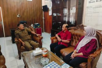 Disdukcapil Agam gandeng RS-Puskesmas terbitkan administrasi kependudukan