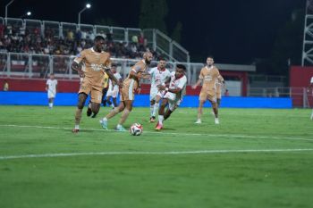 Dewa United curi kemenangan 2-1 di kandang Malut United