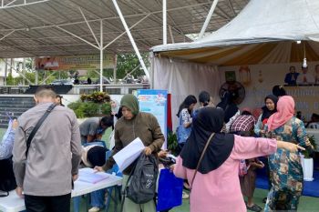 Disdukcapil Batam buka layanan hingga malam di bazar MTQH