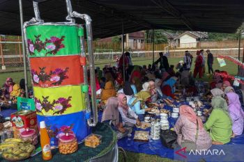 Lestarikan budaya Betawi dengan tradisi Lebaran Kukusan di Depok