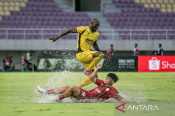 Ini komentar Imran Nahumarury usai Semen Padang kalah dari Persis Solo