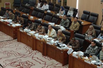 Pemerintah perkuat OSS tekan ketidakpastian investasi