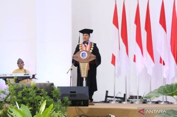 Rektor UBB deklarasikan enam komitmen pada Dies Natalis ke-20, tegaskan mimpi berdikari anak negeri