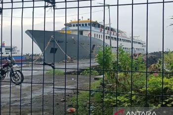 BMKG: Waspadai tinggi gelombang 2,5 meter di perairan Sulut