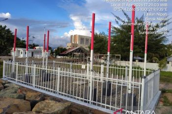 BMKG pasang alat pendeteksi tsunami-navigasi kapal di Sumbar