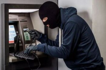 Polres Bima Kota mengungkap kasus pembobolan mesin ATM