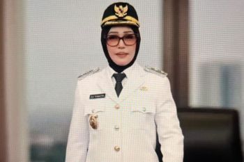 Wakil Wali Kota Ambon terima penghargaan anugerah Puspa Bangsa 2026