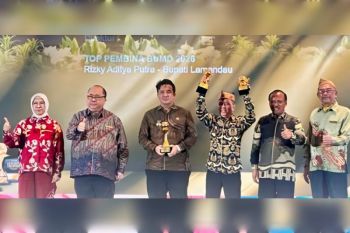 Bupati Lamandau Rizky Aditya Putra raih TOP Pembina BUMD 2026