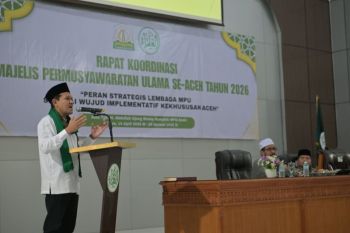 Dek Fadh harap ulama Aceh bimbing umat di tengah perubahan zaman