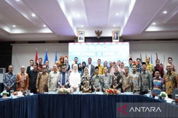 Rektor ULM tegaskan transparansi SPMB di hadapan DPR