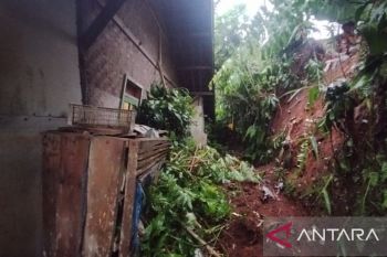 Longsor Cianjur Hantam Rumah di Takokak, Belasan Lainnya Terancam
