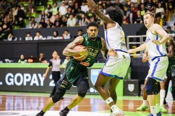 Pacific Caesar Surabaya menang 98-74 atas Satya Wacana Salatiga