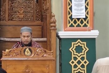 Ustadz Aspani ungkap makna niat dan lafalnya ketika shalat